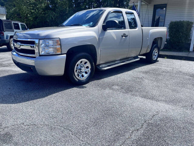 chevrolet silverado 1500 2007 1GCEC19C77Z500629 image chevrolet silverado 1500 2007 1GCEC19C77Z500629 image